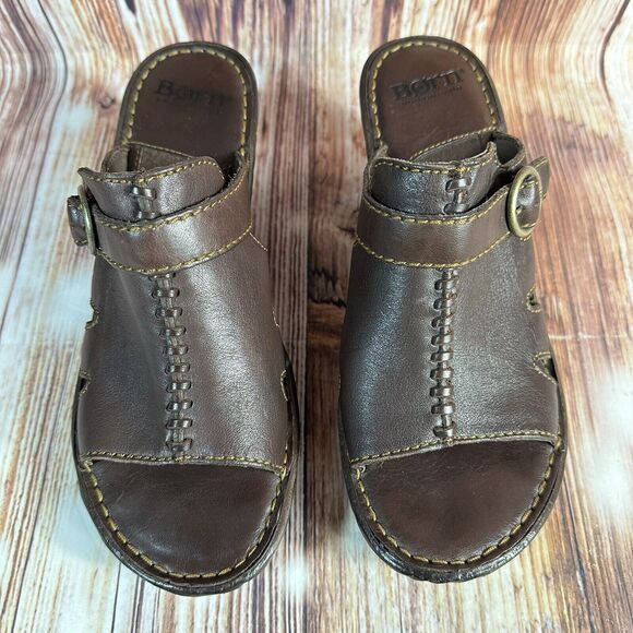 Born Womens Sz 8 Brown Leather Open Toe Slip On Shoes Block Heel Sandals Buckle - Picture 3 of 10